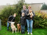 12 Roter Ruede William Mit Seiner Neuen Familie